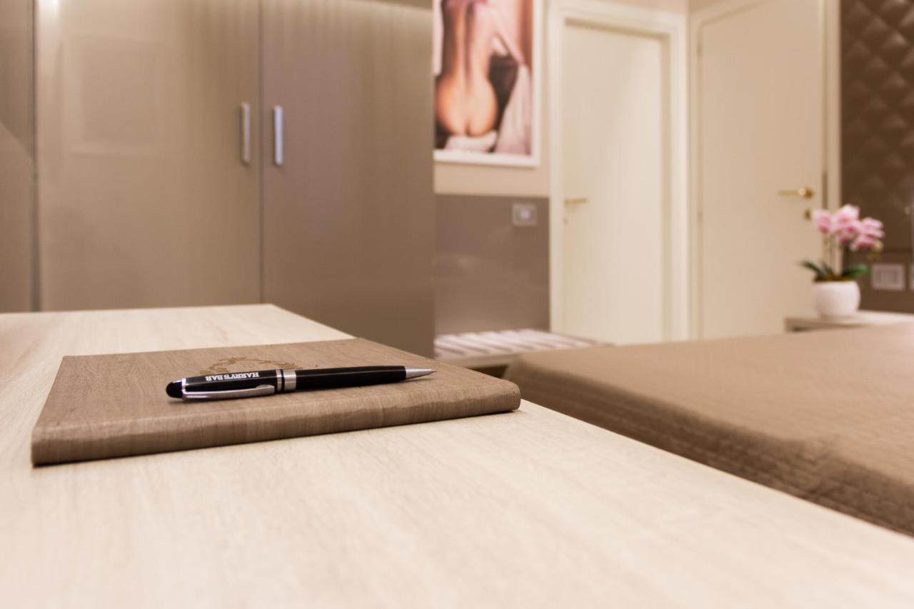 Harry'S Bar Trevi Luxury Apartments - Spagna Rom Exterior foto
